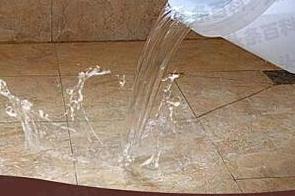 平武漏水维修 免砸砖防水材料该如何施工